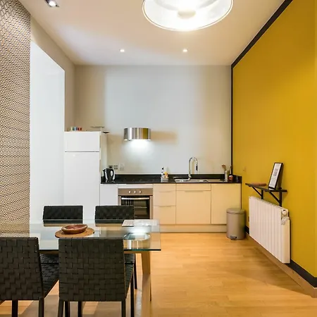 Pour Nomades Reveurs - 28 Bellecour Apartment